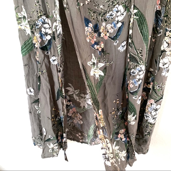 Cleobella gray floral wrap midi skirt size s - Picture 3 of 7